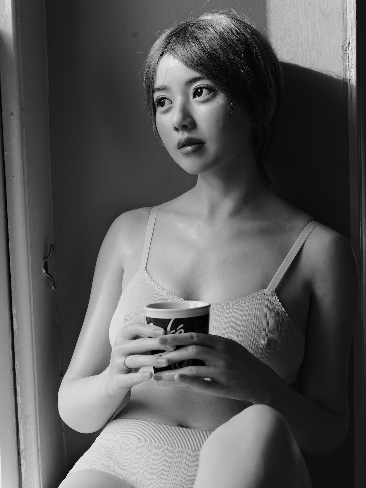 Hanako – Boudoir in Schwarzweiß